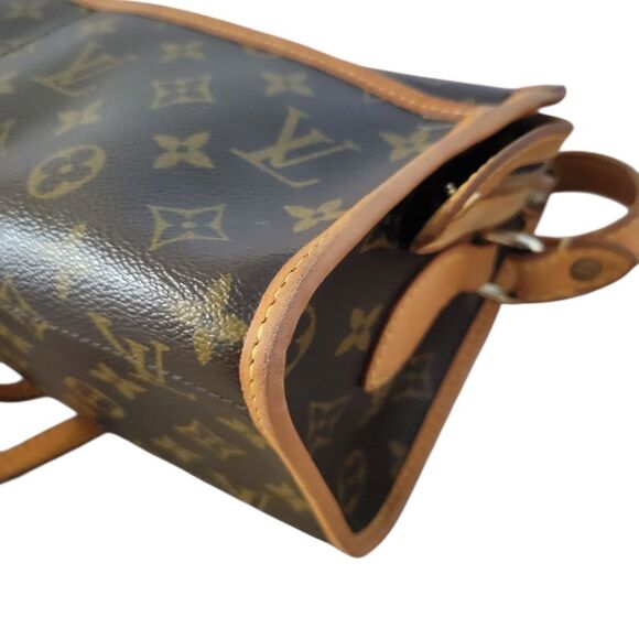 Louis Vuitton Popincourt Crossbody Bag - Picture 10 of 12